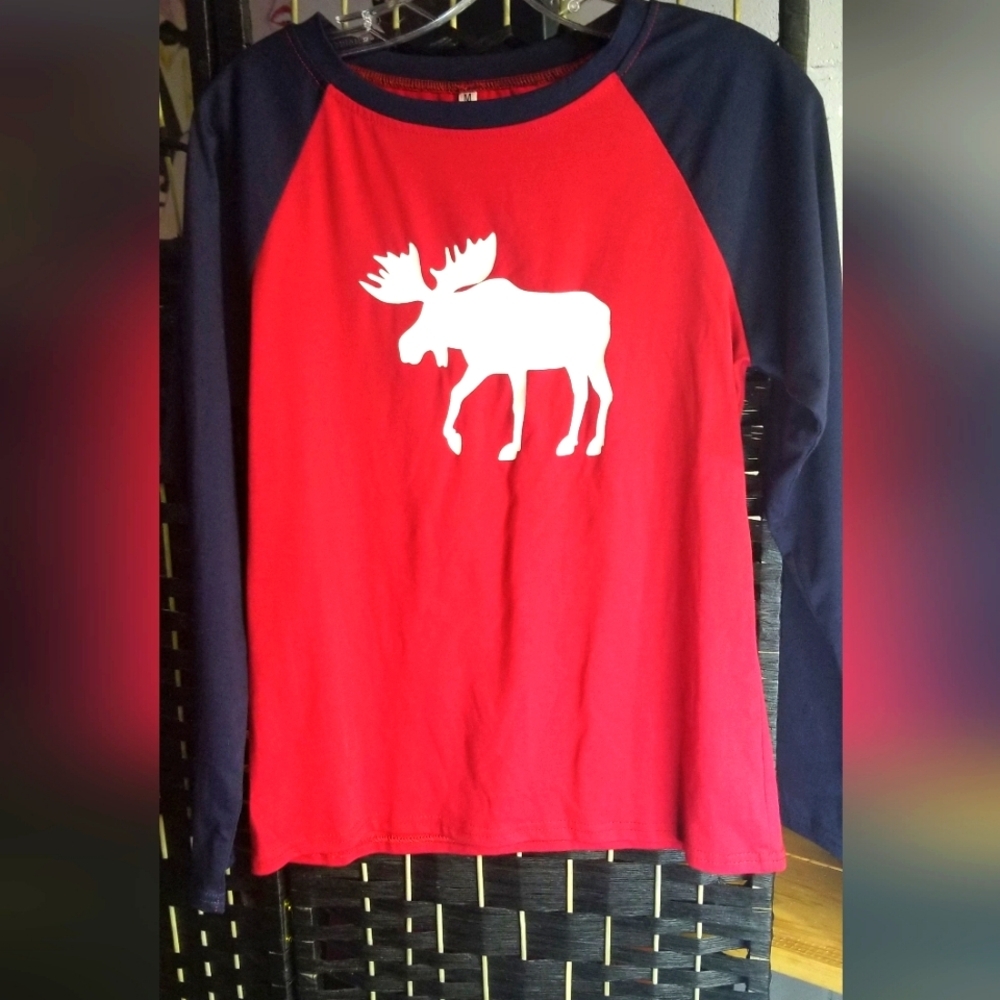 NWOT moose Jersey Tee